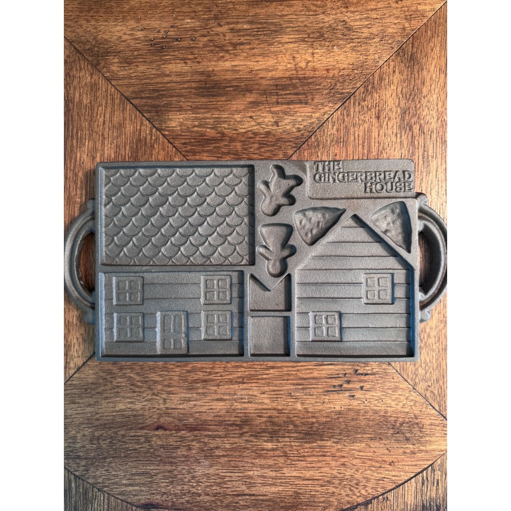1985 new John Wright Cast Iron Gingerbread House Baking Pan Mold USA Holiday